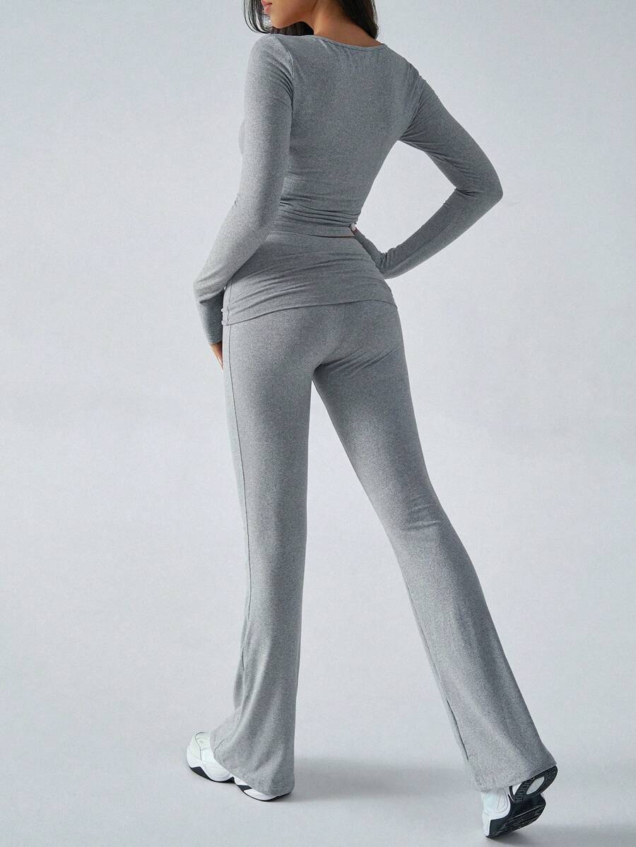 NOIRLYN Women's Autumn/Winter Y2K Casual 2 Pieces Set Sexy Solid Color V-Neck Long Sleeve T-Shirt + High Waist Slim Fit Flare Pants Elegant