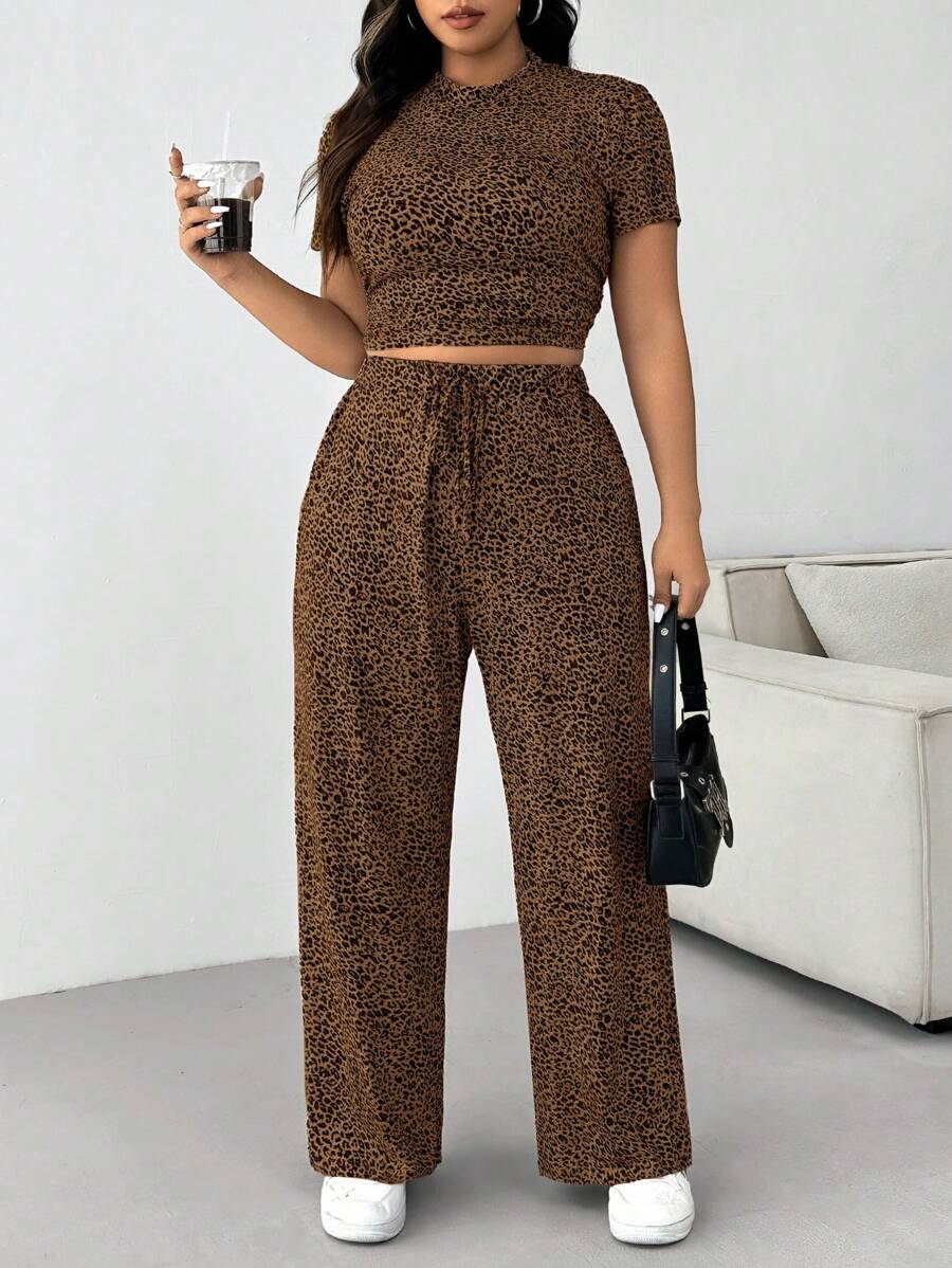 SHEIN EZwear Plus Size Retro Ruched Leopard Print Pants And T-Shirt Set