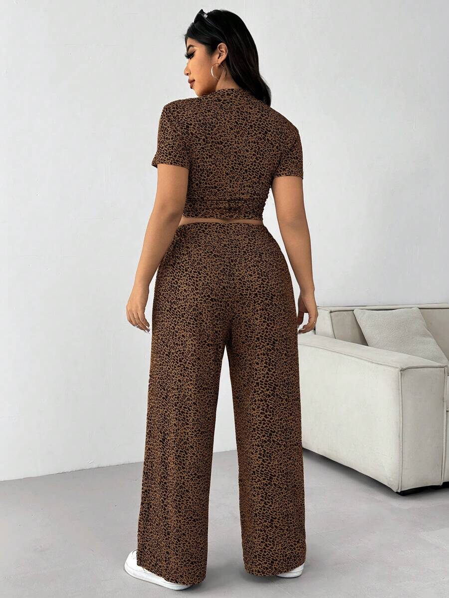 SHEIN EZwear Plus Size Retro Ruched Leopard Print Pants And T-Shirt Set