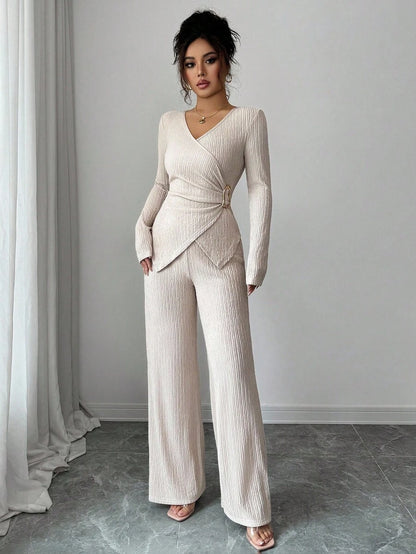 Elenzga 2pcs/Set Women's Elegant Commuter Beige Fall Winter Tea Party Solid Cross V-Neck Long Sleeve T-Shirt With Metal Buckle & Wide Leg Elastic Waist Pants