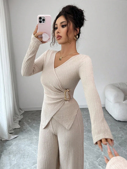 Elenzga 2pcs/Set Women's Elegant Commuter Beige Fall Winter Tea Party Solid Cross V-Neck Long Sleeve T-Shirt With Metal Buckle & Wide Leg Elastic Waist Pants