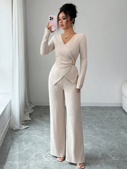 Elenzga 2pcs/Set Women's Elegant Commuter Beige Fall Winter Tea Party Solid Cross V-Neck Long Sleeve T-Shirt With Metal Buckle & Wide Leg Elastic Waist Pants