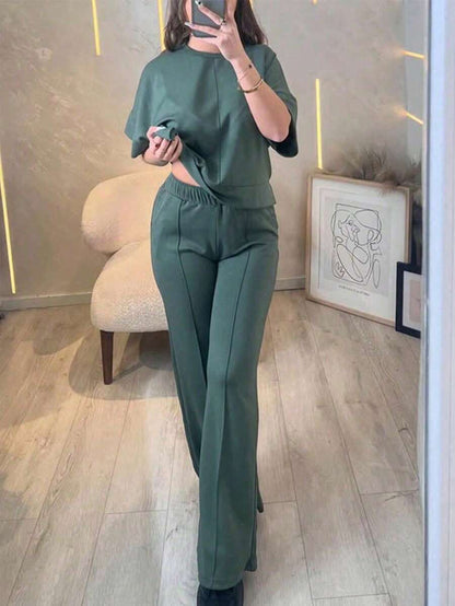 Women's 2 Pieces Casual Outfit, Comfortable Solid Color Short Sleeve Top Paired With Elastic Waist Pocket Pants, Soft Polyester-Spandex Fabric, Spring/Summer Elegant