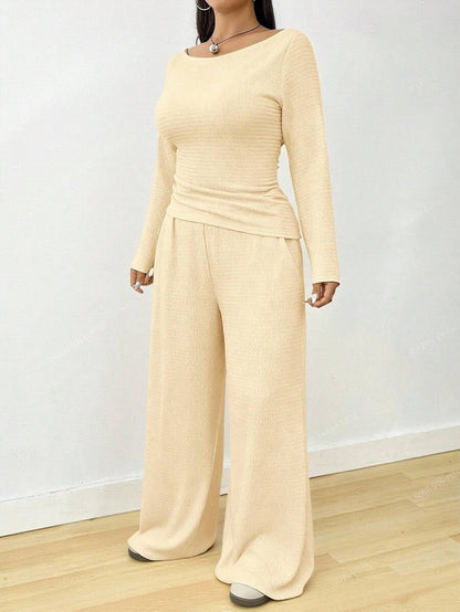 Solflare 2pcs Plus Size Textured Brown Pleated Long Sleeve Top And Pockets Pants Set Fall