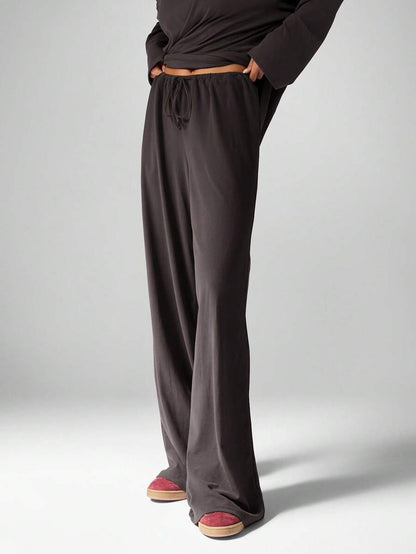 MISSGUIDED Soft Touch Co-Ord Set Matching V-Neck Top Wide Leg Pants Comfortable Loungewear