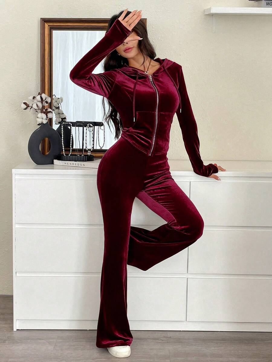 SHEIN EZwear 2pcs Women Casual Athleisure Solid Color Hoodie Top Pants Set,Autumn, Clothes For Women Lounge Travel Burgundy Lounge Travel