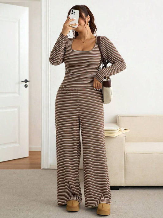Lounesse Plus Size Women Solid Color Square Neck Long Sleeve T-Shirt And Pants Casual 2 Pieces Set Casual Daily Going Out 2 Pieces Sets Casual School Outfit Set