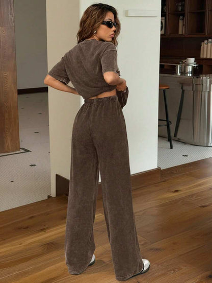 SHEIN EZwear Autumn/Winter Casual Homewear Set: Crew Neck Short Sleeve Top And Straight Leg Distressed Loose Pants