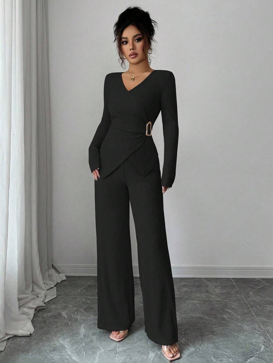 Elenzga 2pcs/Set Women's Elegant Commuter Beige Fall Winter Tea Party Solid Cross V-Neck Long Sleeve T-Shirt With Metal Buckle & Wide Leg Elastic Waist Pants