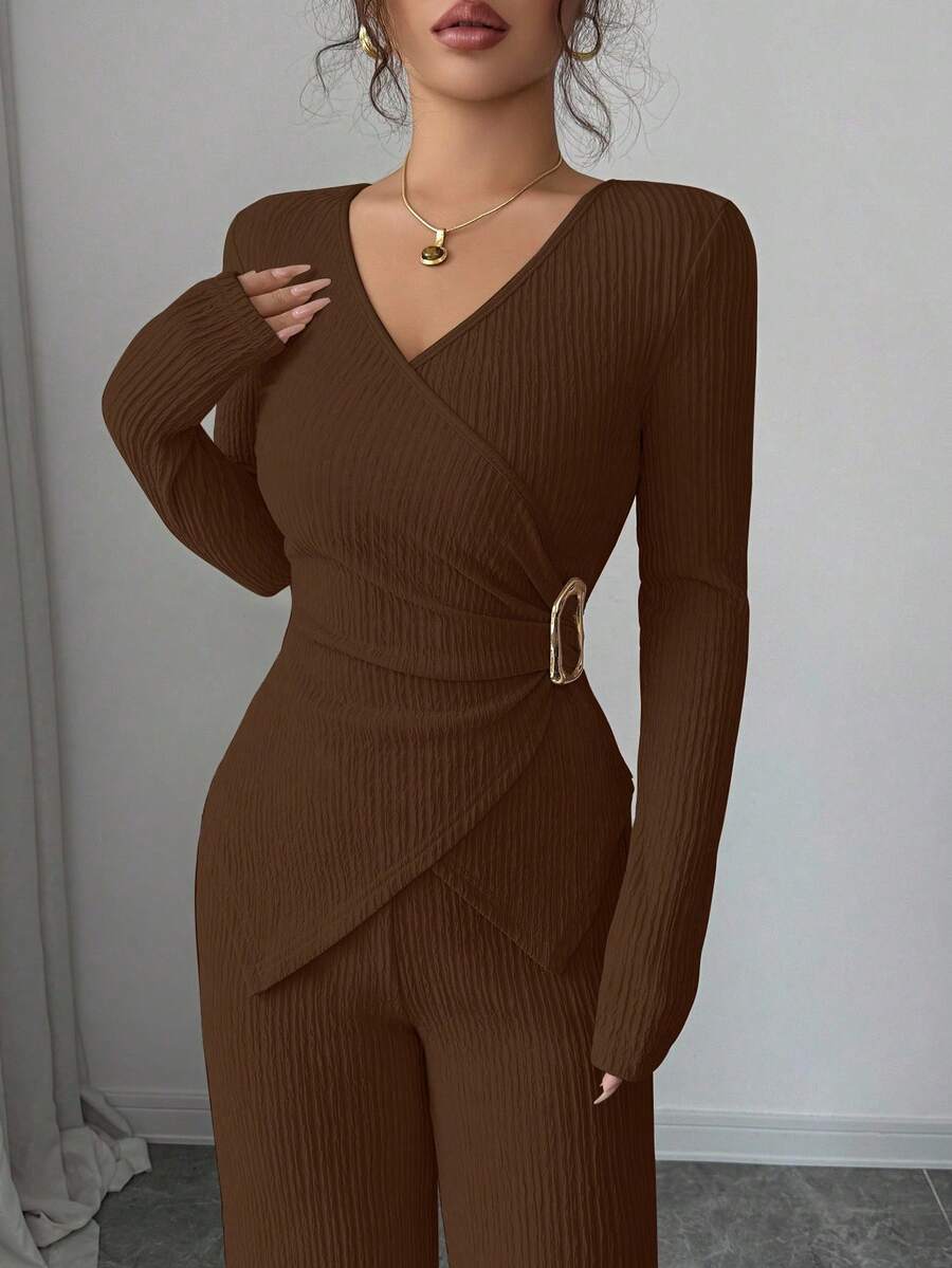 Elenzga 2pcs/Set Women's Elegant Commuter Beige Fall Winter Tea Party Solid Cross V-Neck Long Sleeve T-Shirt With Metal Buckle & Wide Leg Elastic Waist Pants