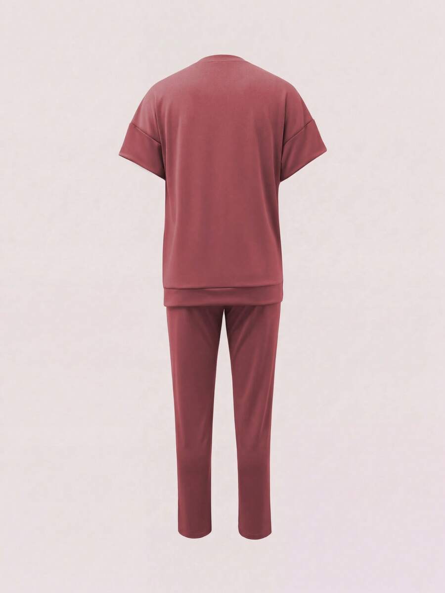 Women's 2 Pieces Casual Outfit, Comfortable Solid Color Short Sleeve Top Paired With Elastic Waist Pocket Pants, Soft Polyester-Spandex Fabric, Spring/Summer Elegant
