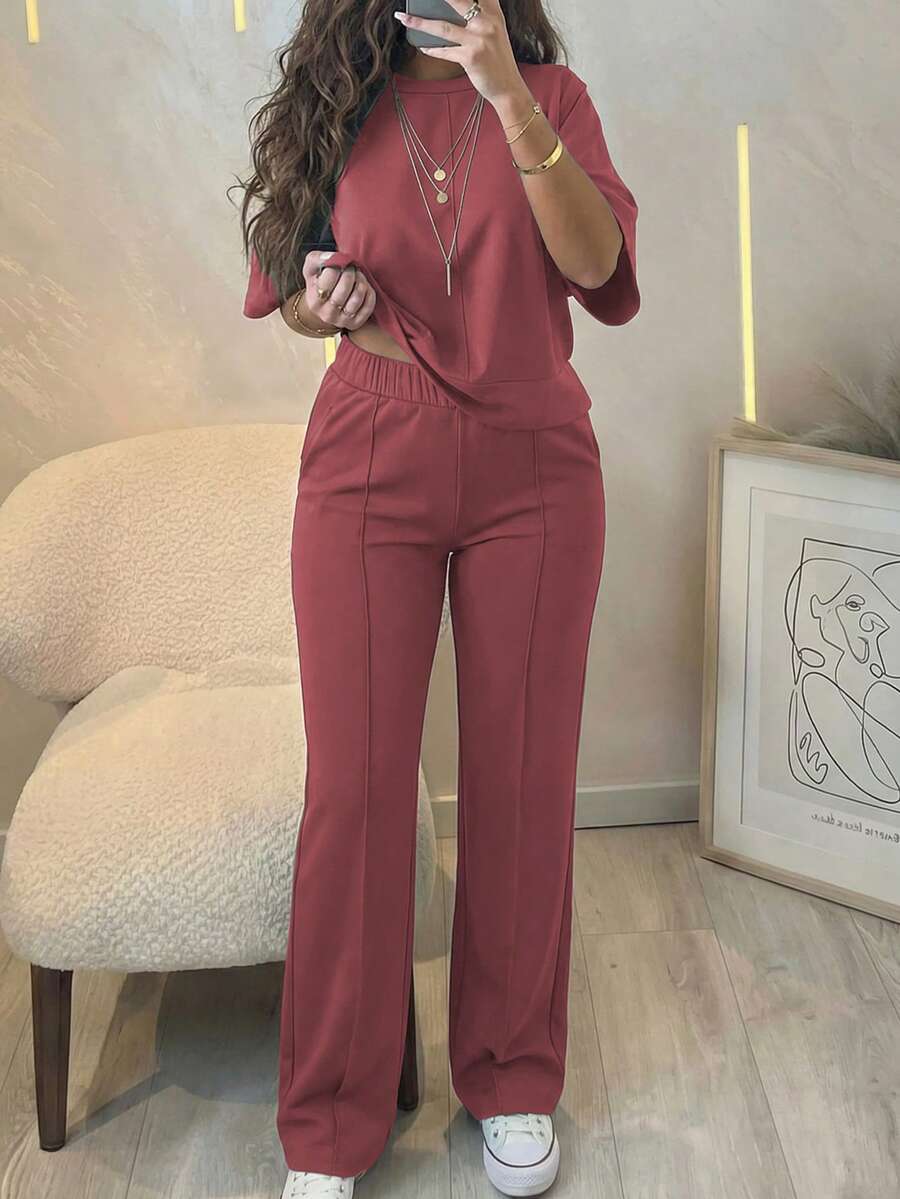 Women's 2 Pieces Casual Outfit, Comfortable Solid Color Short Sleeve Top Paired With Elastic Waist Pocket Pants, Soft Polyester-Spandex Fabric, Spring/Summer Elegant