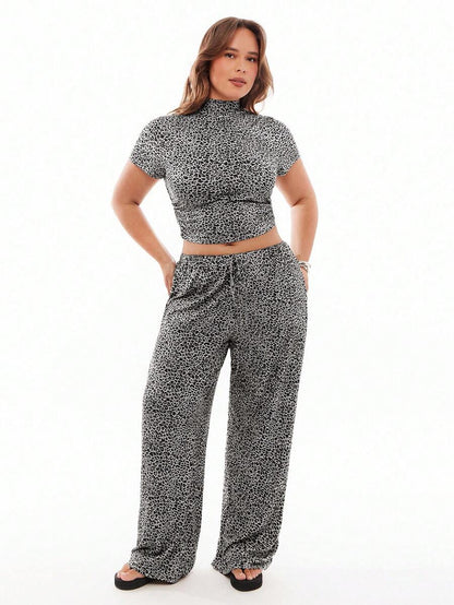SHEIN EZwear Plus Size Retro Ruched Leopard Print Pants And T-Shirt Set