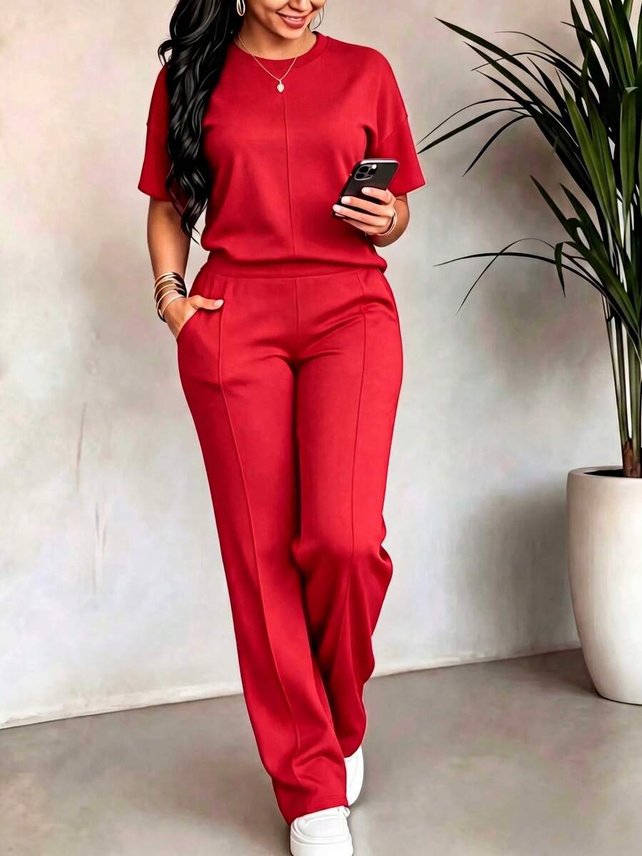 Women's 2 Pieces Casual Outfit, Comfortable Solid Color Short Sleeve Top Paired With Elastic Waist Pocket Pants, Soft Polyester-Spandex Fabric, Spring/Summer Elegant