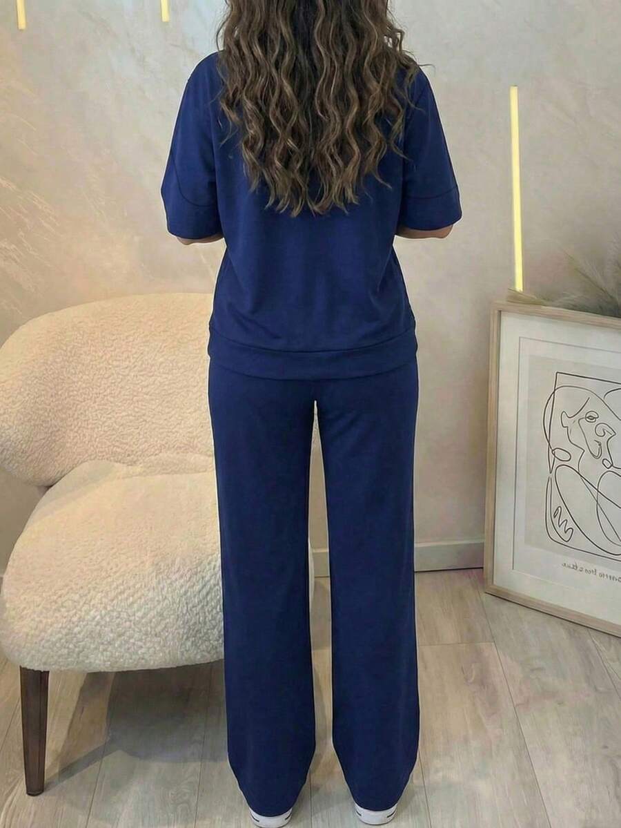 Women's 2 Pieces Casual Outfit, Comfortable Solid Color Short Sleeve Top Paired With Elastic Waist Pocket Pants, Soft Polyester-Spandex Fabric, Spring/Summer Elegant