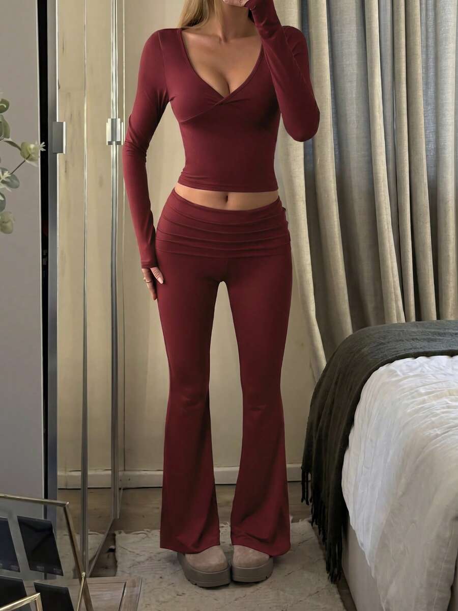 NOIRLYN Women's Autumn/Winter Y2K Casual 2 Pieces Set Sexy Solid Color V-Neck Long Sleeve T-Shirt + High Waist Slim Fit Flare Pants Elegant