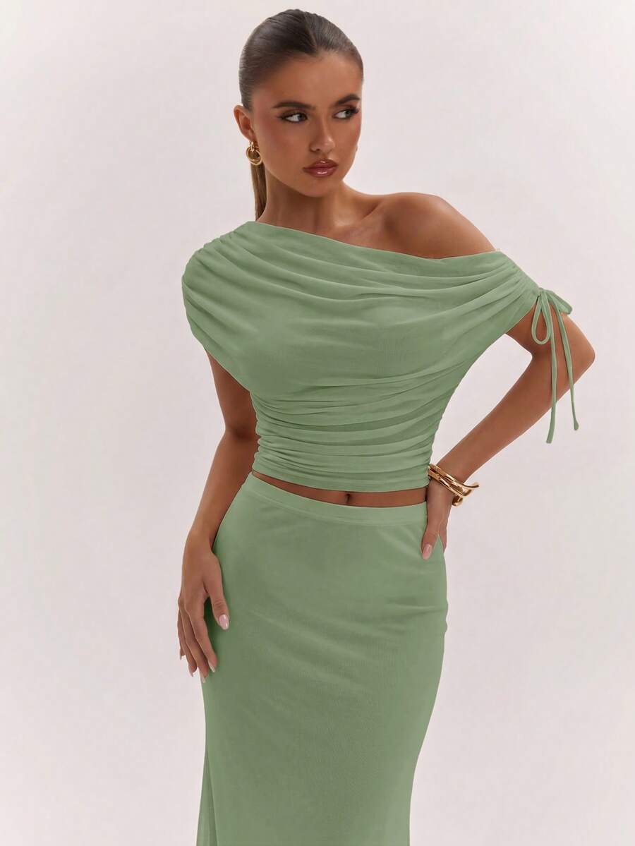 SHEIN BAE Women's Solid Color Asymmetrical Neck Top And Skirt Casual 2 Pieces Set