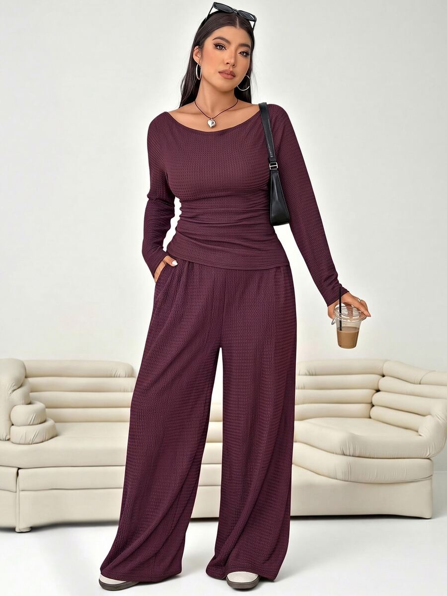 Solflare 2pcs Plus Size Textured Brown Pleated Long Sleeve Top And Pockets Pants Set Fall