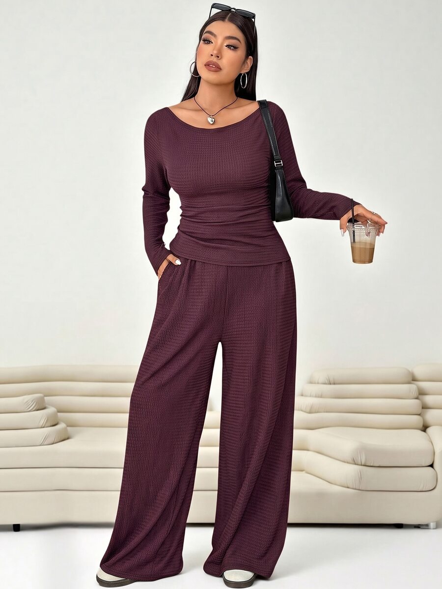 Solflare 2pcs Plus Size Textured Brown Pleated Long Sleeve Top And Pockets Pants Set Fall