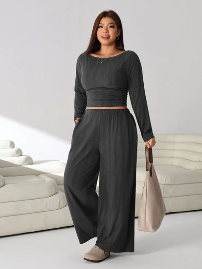 Solflare 2pcs Plus Size Textured Brown Pleated Long Sleeve Top And Pockets Pants Set Fall