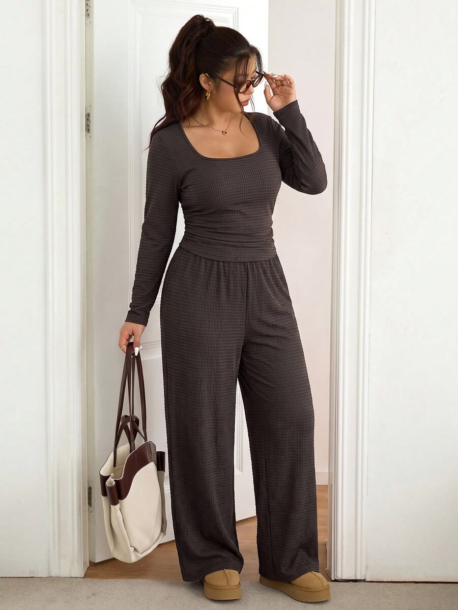 Lounesse Plus Size Women Solid Color Square Neck Long Sleeve T-Shirt And Pants Casual 2 Pieces Set Casual Daily Going Out 2 Pieces Sets Casual School Outfit Set